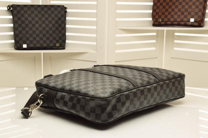 LOUIS VUITTON Porte-documents Voyage PM Eclipse Monogram