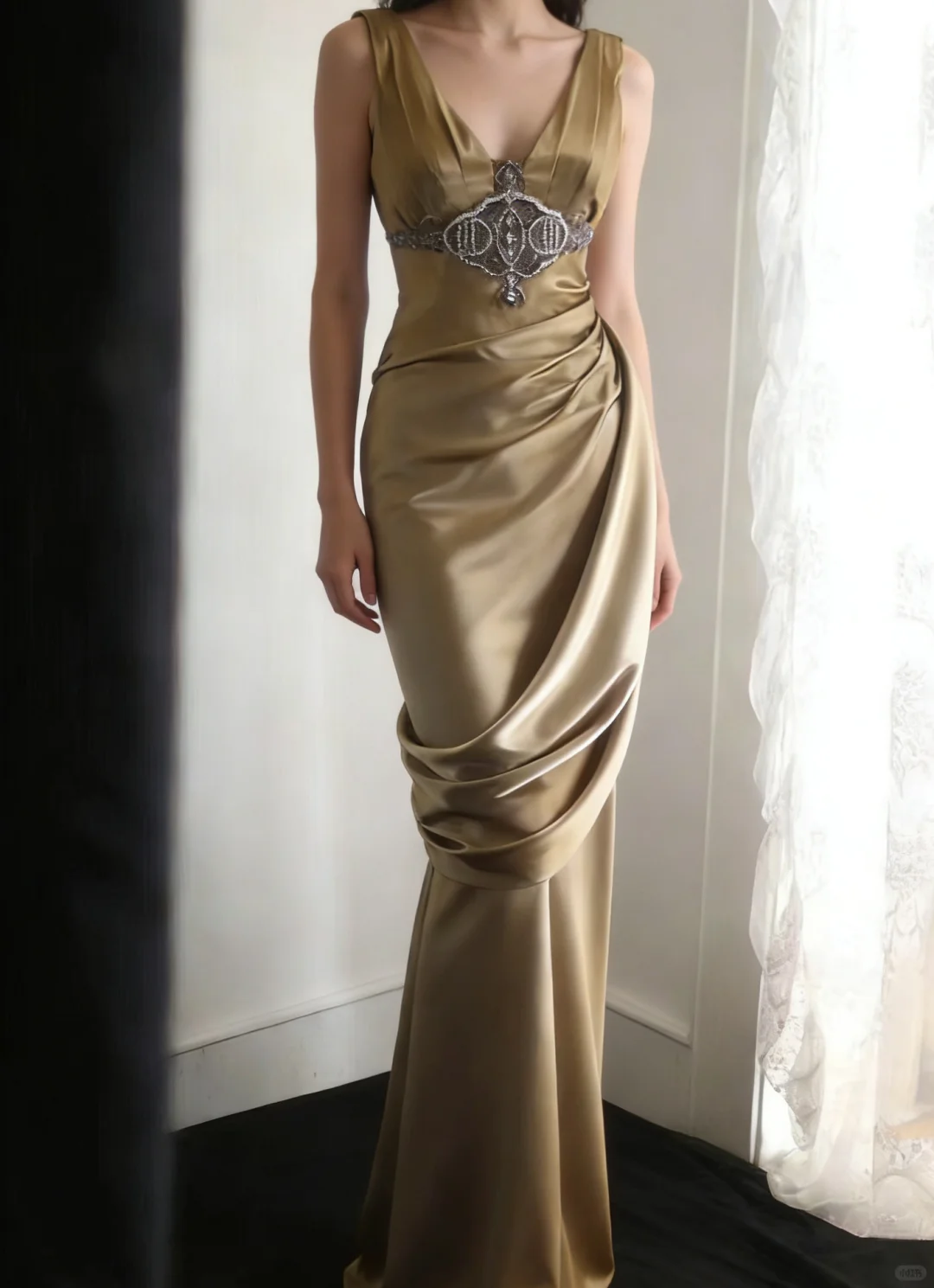 Elegant Satin Deep V-Neck Mermaid Evening Gown Beaded Draped Prom Dress TP5628