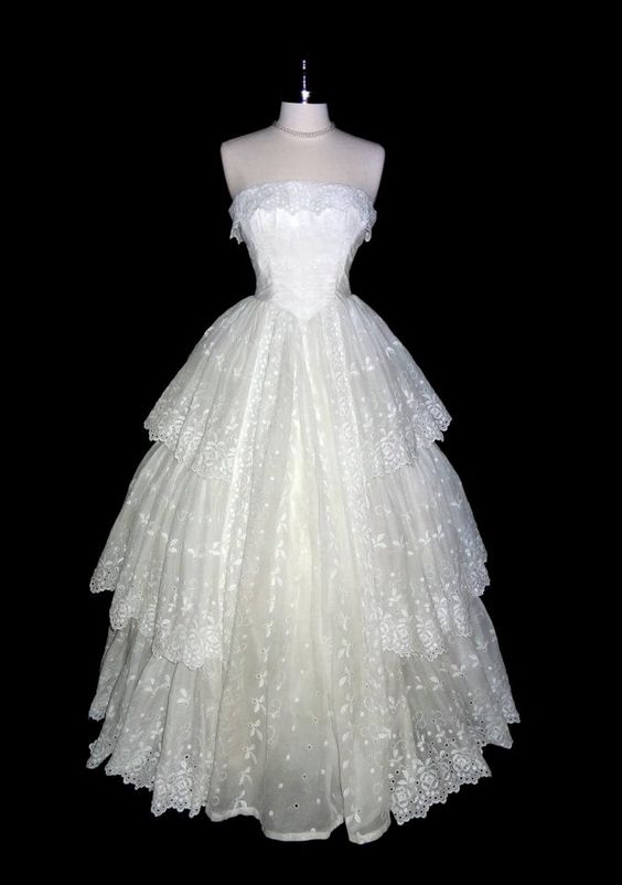 White lace tulle wedding dress gh6868