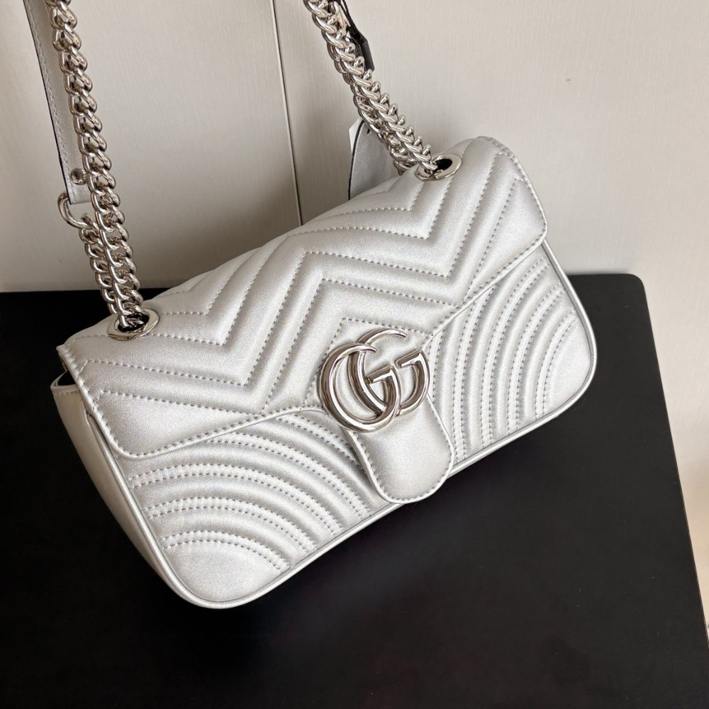 Gucci Gg Marmont Medium Shoulder Bag Metallic Silver 26Cm