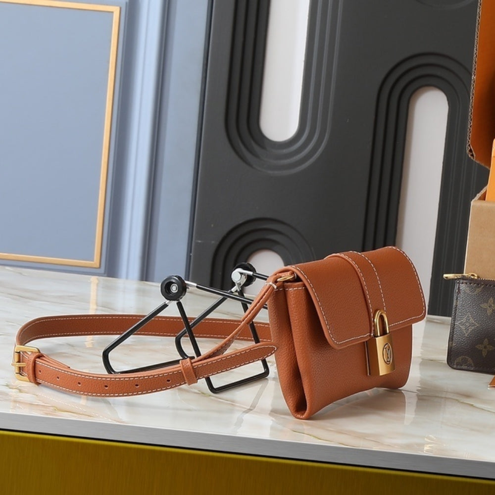 Louis Vuitton Low Key Cognac Brown 22Cm M12147
