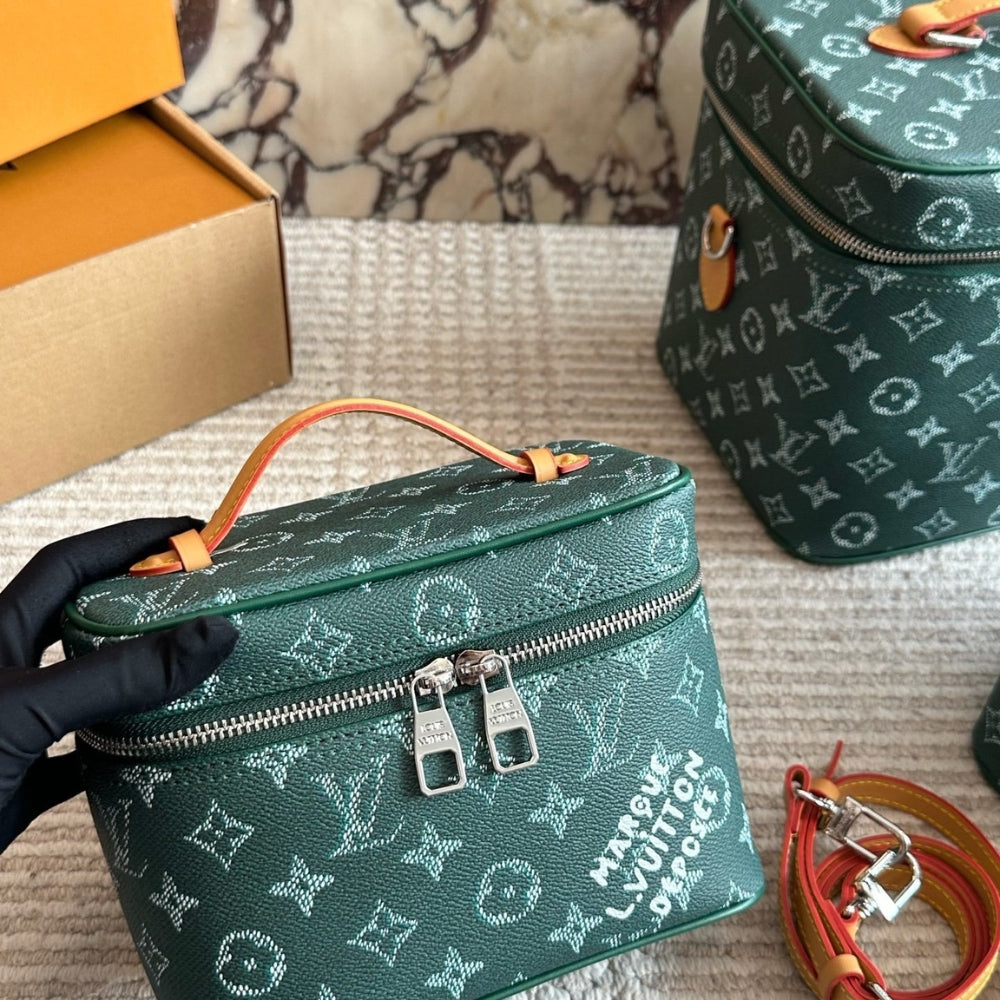 Louis Vuitton Nice Mini Green Toiletry Bag 20cm