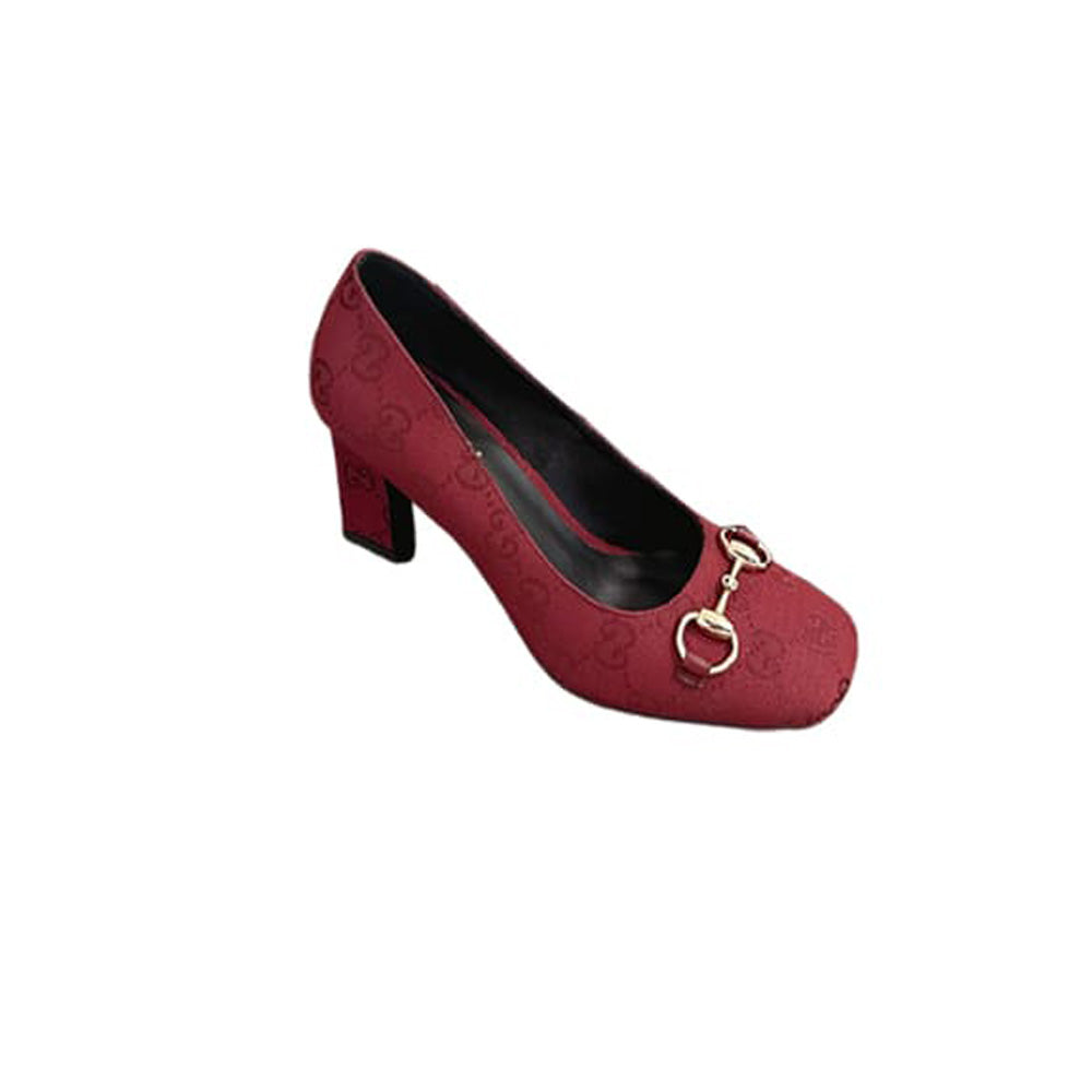 GUCCI Women’s Signora pump