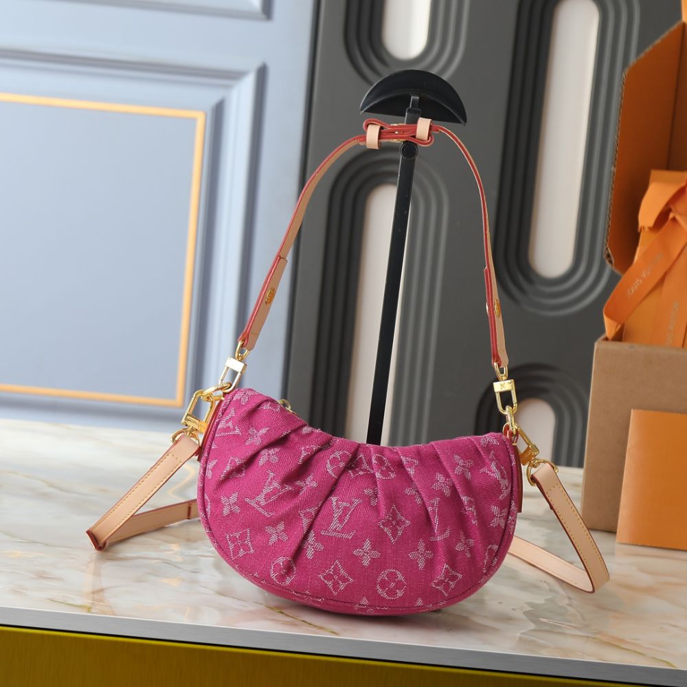 Louis Vuitton Pochette Valley Bag Denim Pink 21Cm M28327
