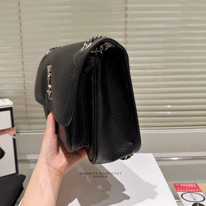 Saint Laurent Niki Vintage Medium In Grained Black 28Cm 633178Aacia1000