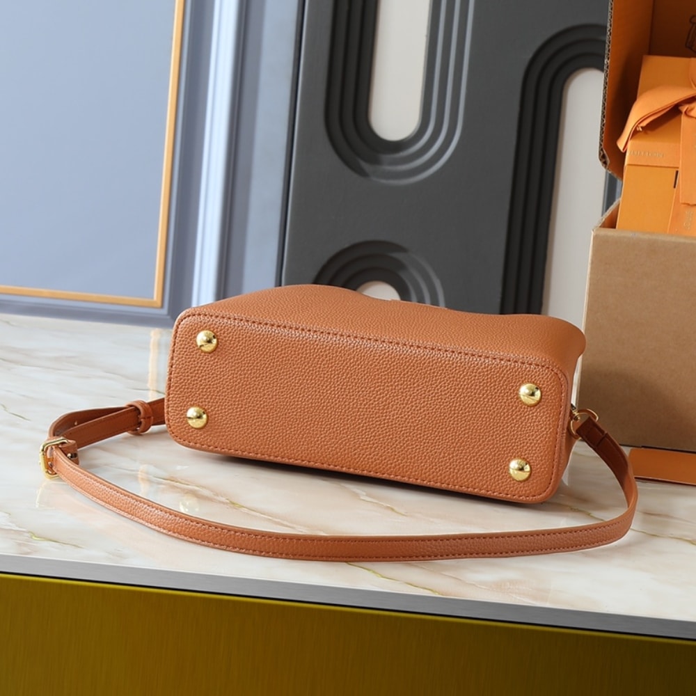 Louis Vuitton Capucines BB Tan Brown 27Cm M25089