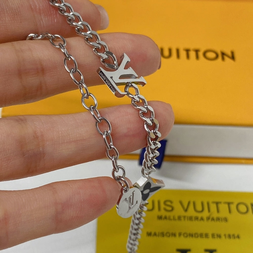 LOUIS VUITTON LV SPIKE BRACELET SILVER M1520A