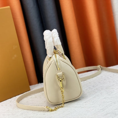 Louis Vuitton Speedy Bandoulière Monogram Empreinte 20Cm M46667