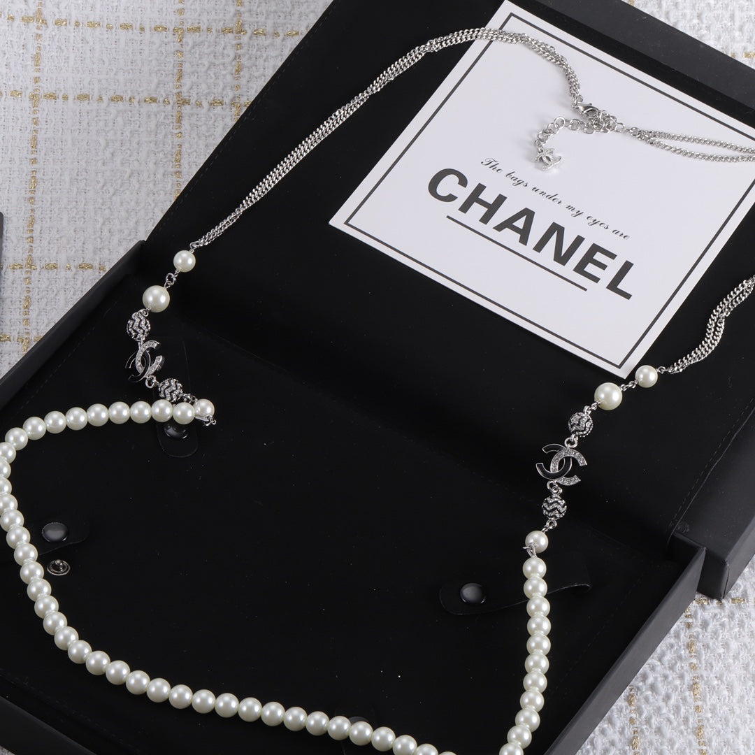 EN – Lux Chanel Necklaces 010