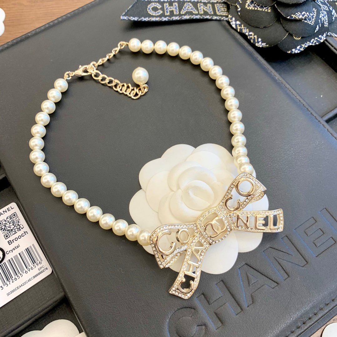 EN – Lux Chanel Necklaces 038