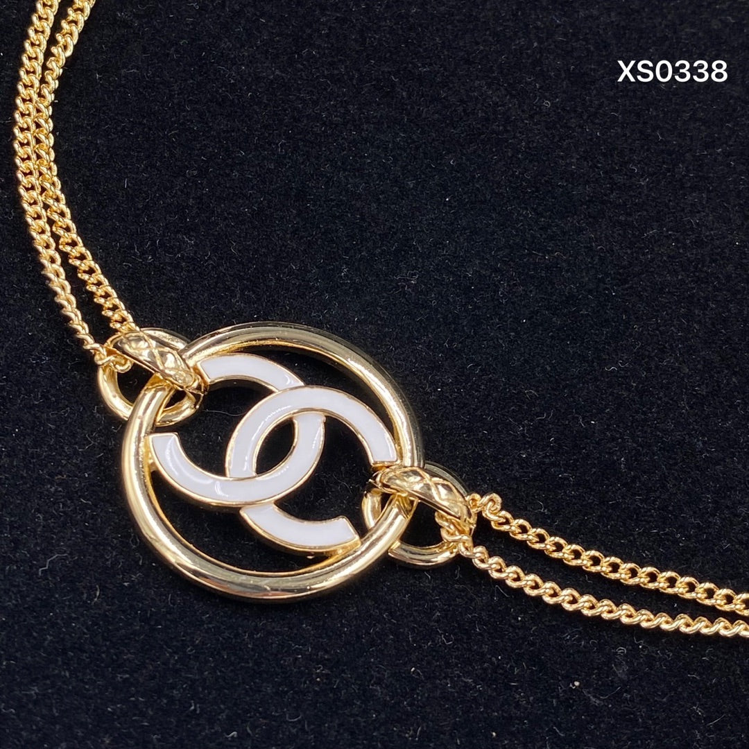 EN – Lux Chanel Necklaces 043