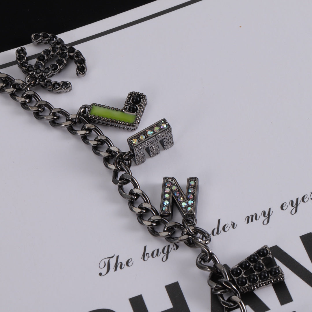 EN – Lux Chanel Necklaces 011