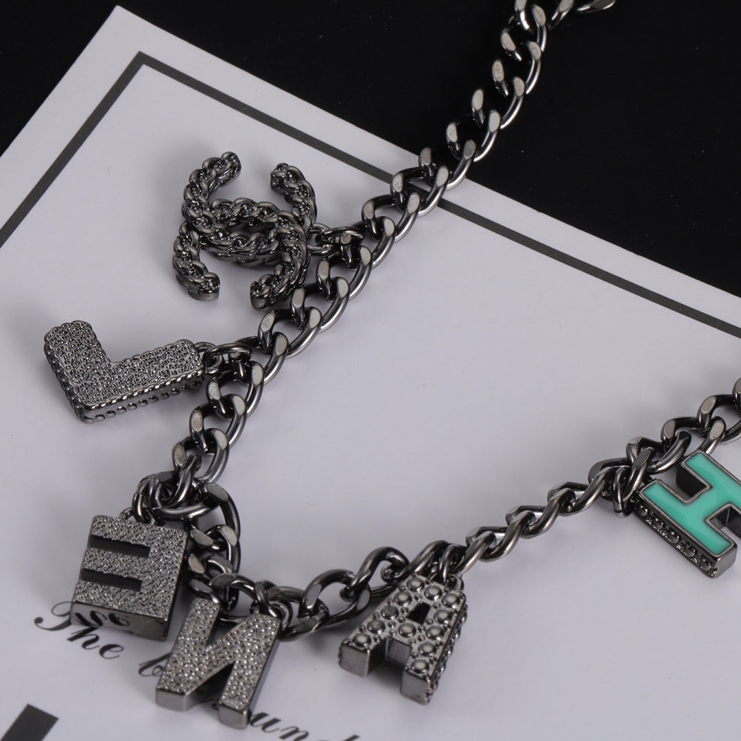 EN – Lux Chanel Necklaces 011