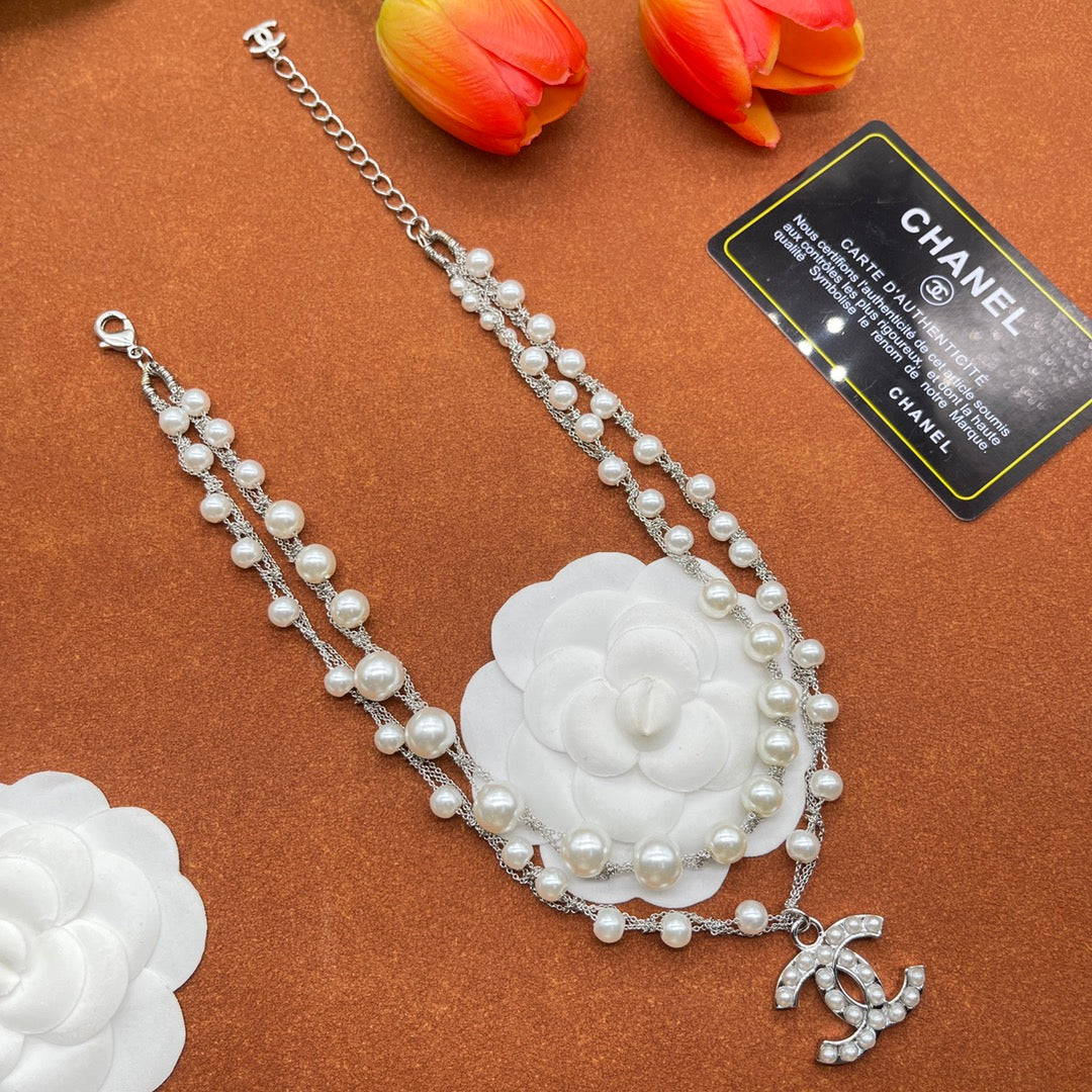 EN – Lux Chanel Necklaces 030