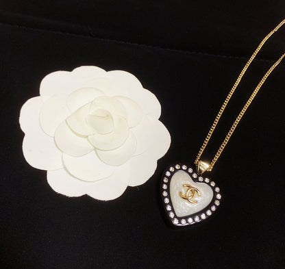 EN – Lux Chanel Necklaces 036
