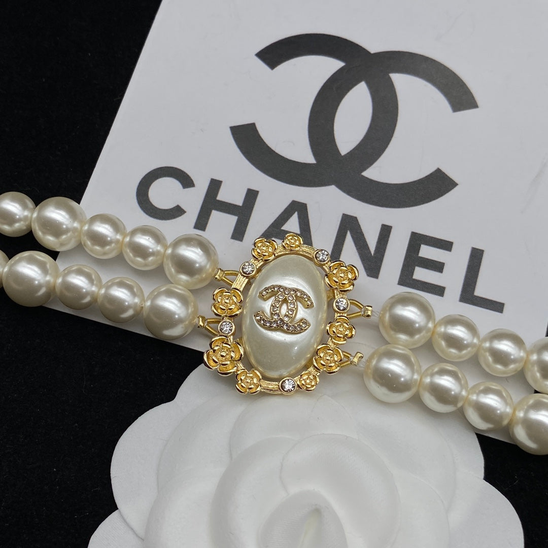 EN – Lux Chanel Necklaces 037