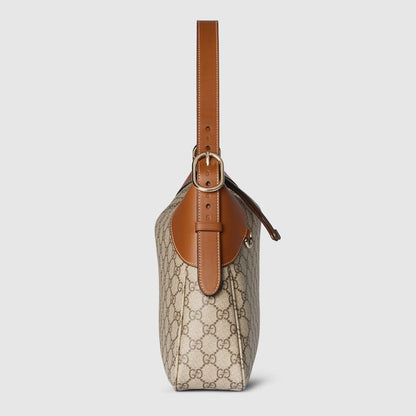 Gucci GG Emblem medium shoulder