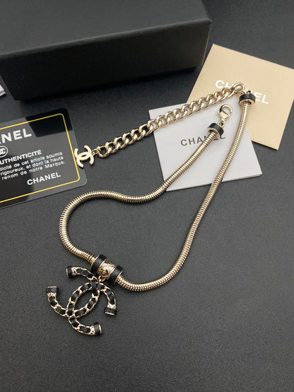 EN – Lux Chanel Necklaces 022