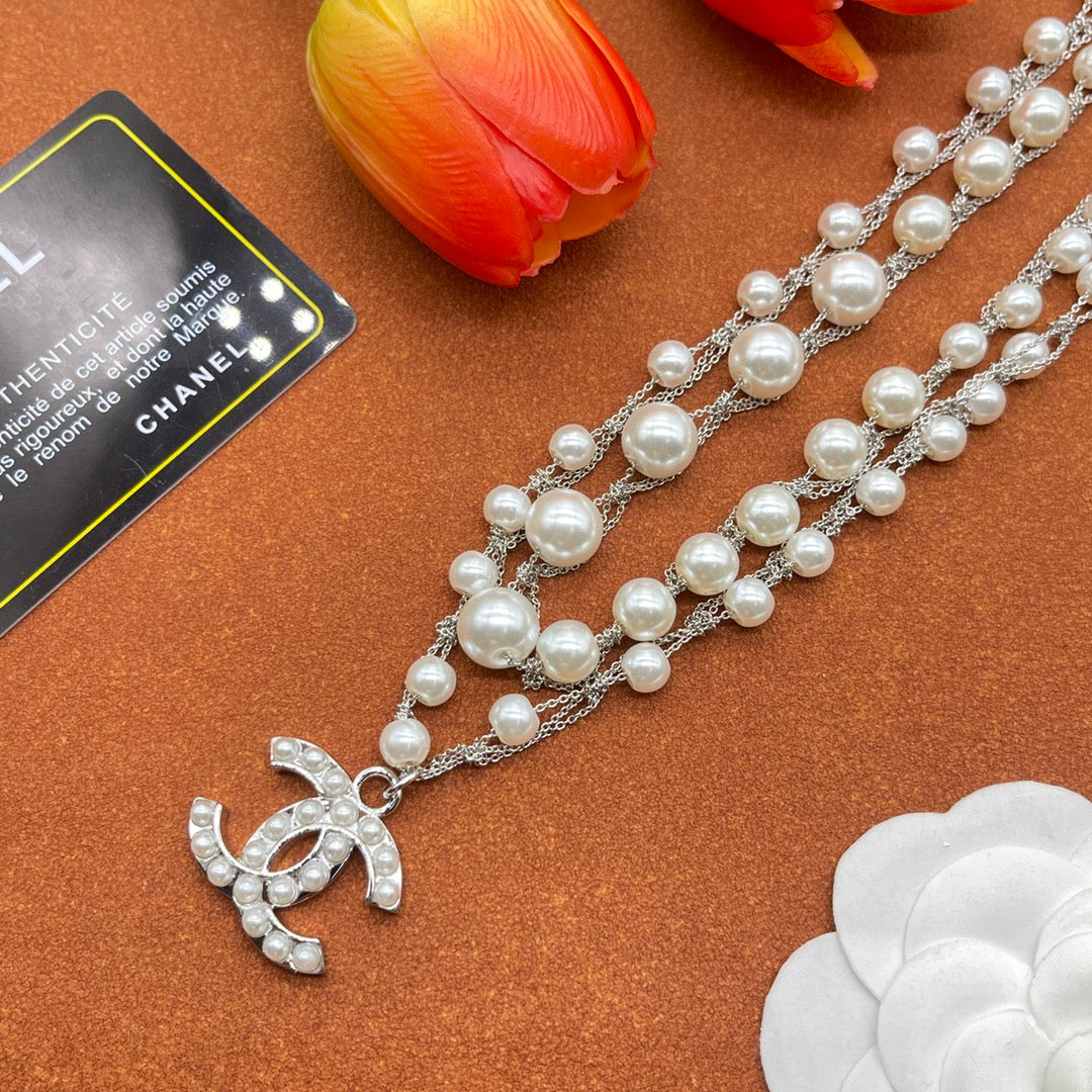EN – Lux Chanel Necklaces 030