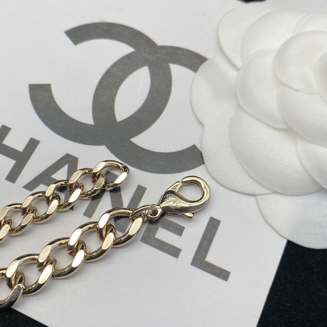 EN – Lux Chanel Necklaces 033