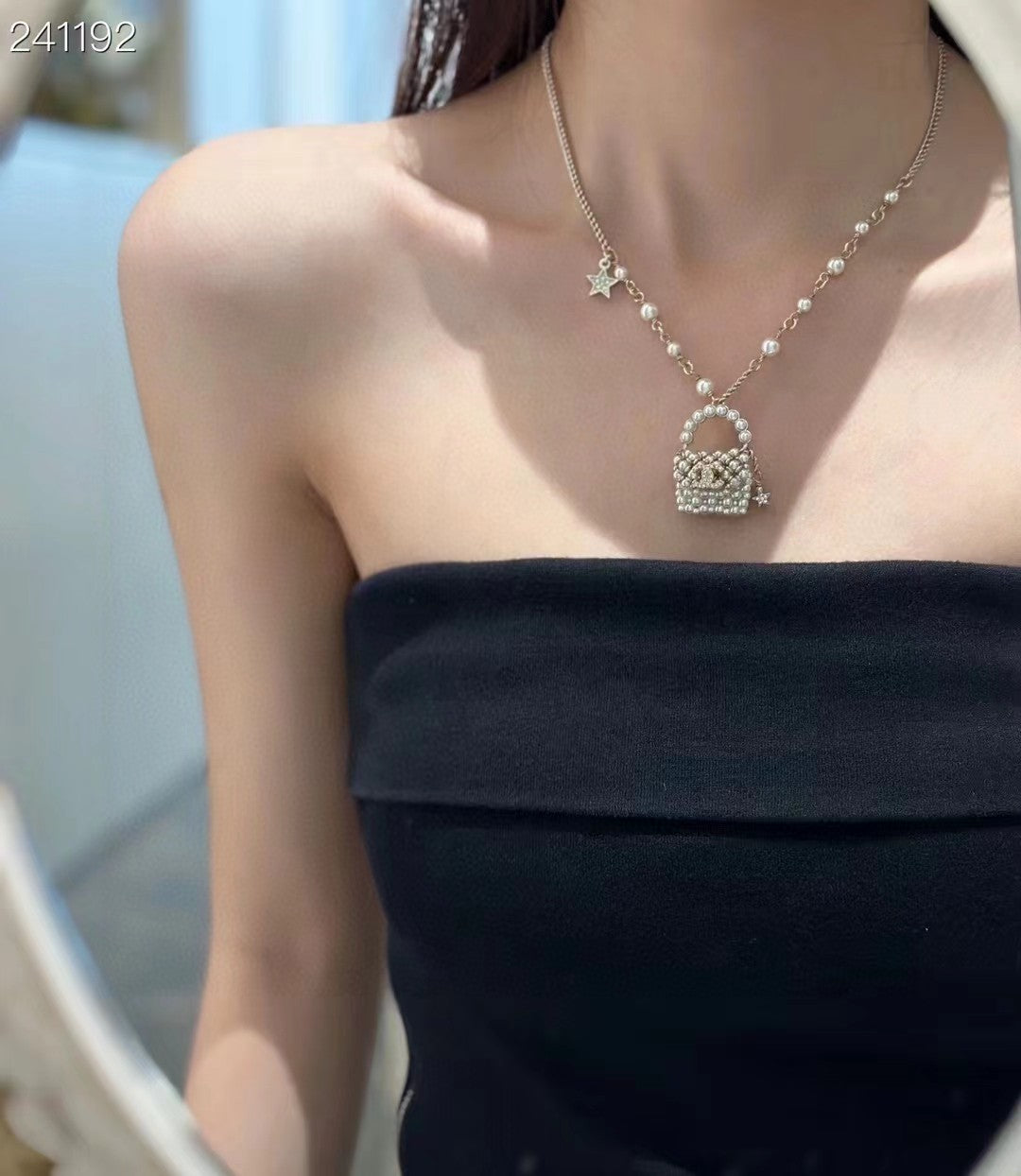 EN – Lux Chanel Necklaces 005