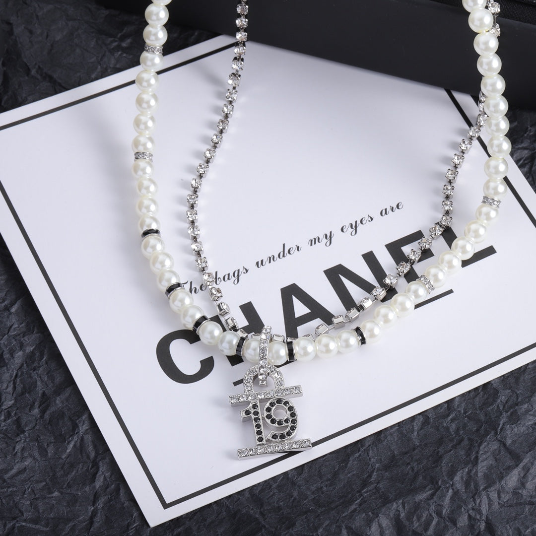 EN – Lux Chanel Necklaces 023