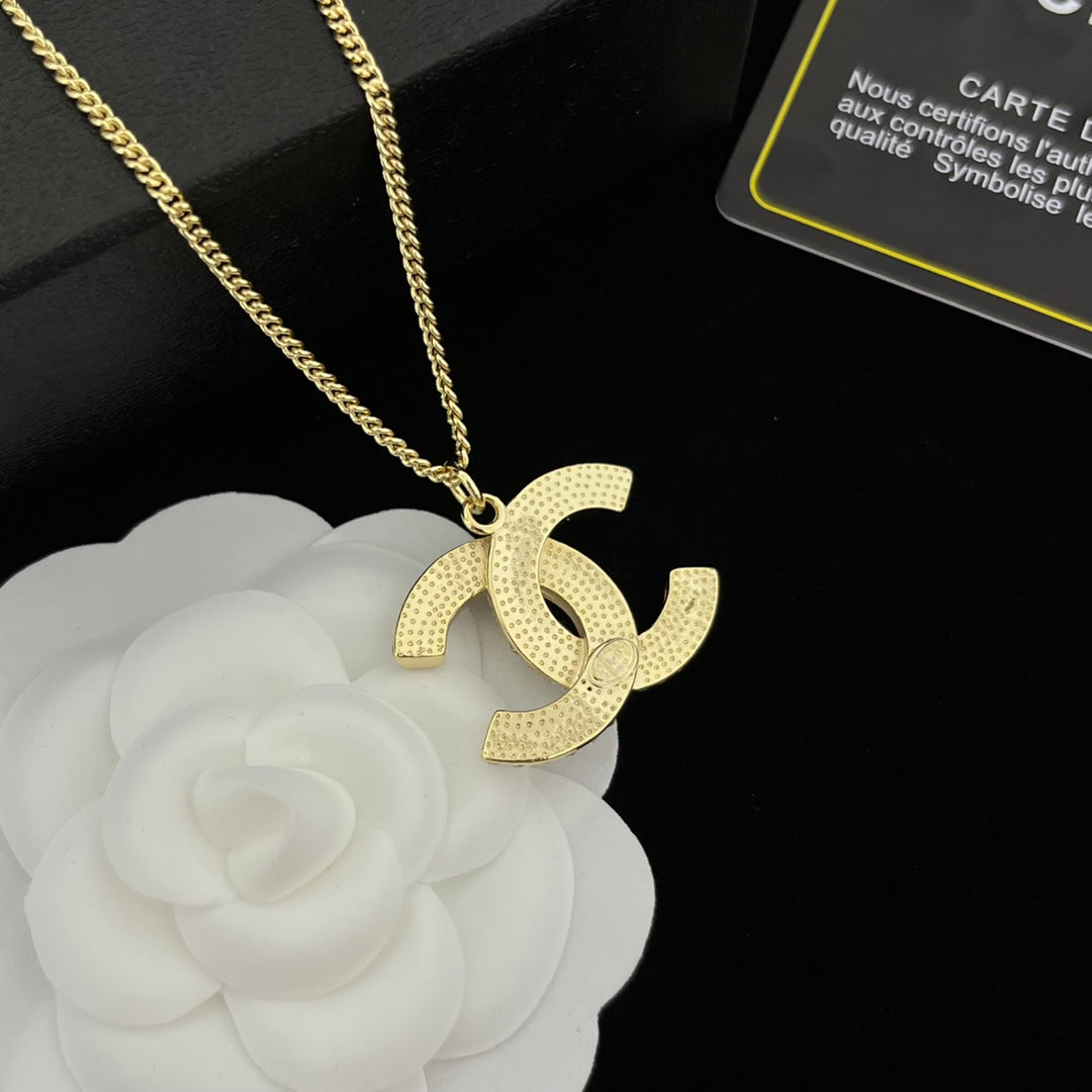 EN – Lux Chanel Necklaces 032