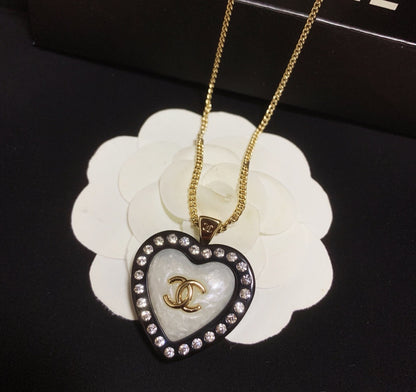 EN – Lux Chanel Necklaces 036