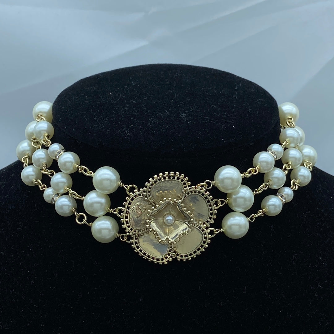 EN – Lux Chanel Necklaces 002