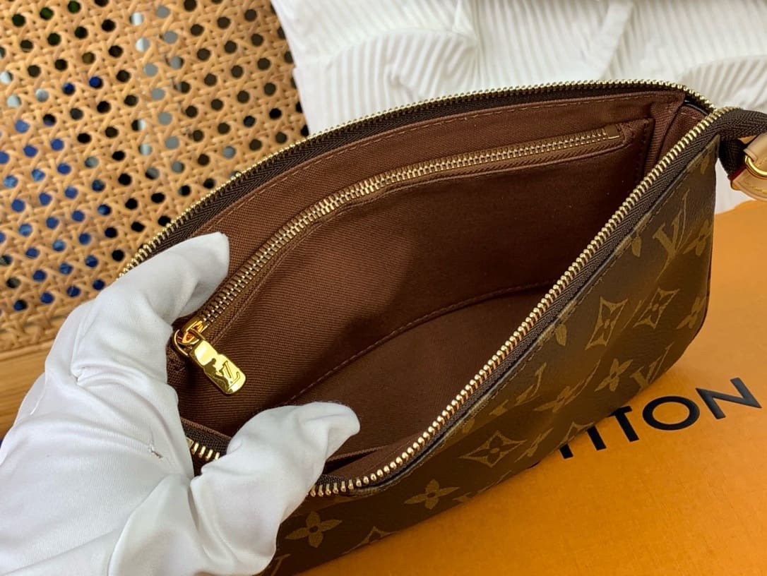 Louis Vuitton M82766 Pochette Accessoires