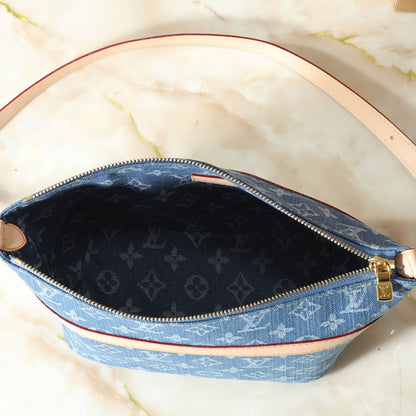 Louis Vuitton Cruiser Toiletry Bag Blue Denim 22Cm M27945