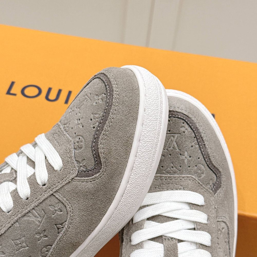 Louis Vuitton LV Stadium Sneaker Grey 1AGXQA