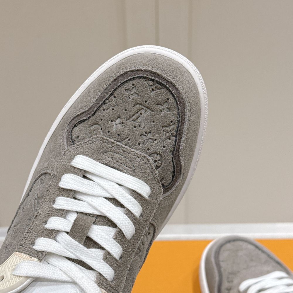 Louis Vuitton LV Stadium Sneaker Grey 1AGXQA