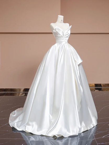 White strapless, fitted waist, full skirt, long ball gown, bridal dress R8314