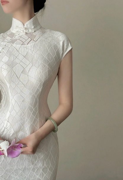 White Chinese-style, waist-cinched, slim-fit, elegant prom dress R7961