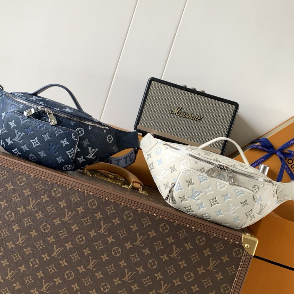 Louis Vuitton Rush Bumbag White 30Cm M28619