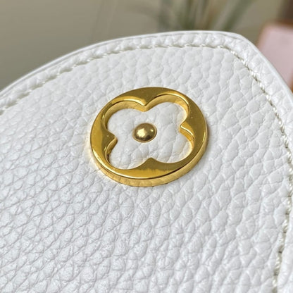 Louis Vuitton Capucines Mini White 21Cm M23718