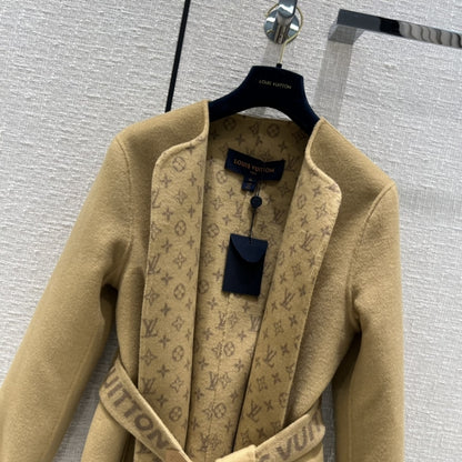Louis Vuitton Signature Short Double Face Wrap Coat 1AA8T0