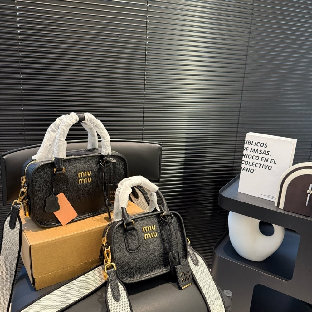 MIUMIU SHOULDER STRAP ARCADI BAG BLACK 24CM