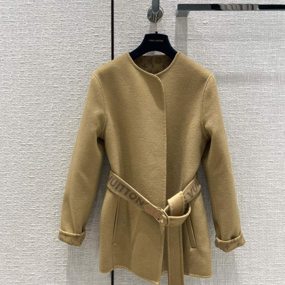 Louis Vuitton Signature Short Double Face Wrap Coat 1AA8T0