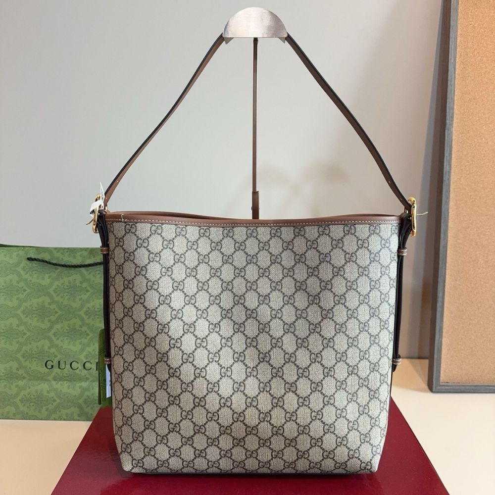 Gucci GG Emblem Medium Bucket Bag Beige And Dark Brown Fabric 29Cm 815103 FAD6L 9758
