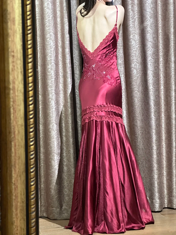 Purple-red halter-neck fitted satin long gown, elegant ball gown R8059