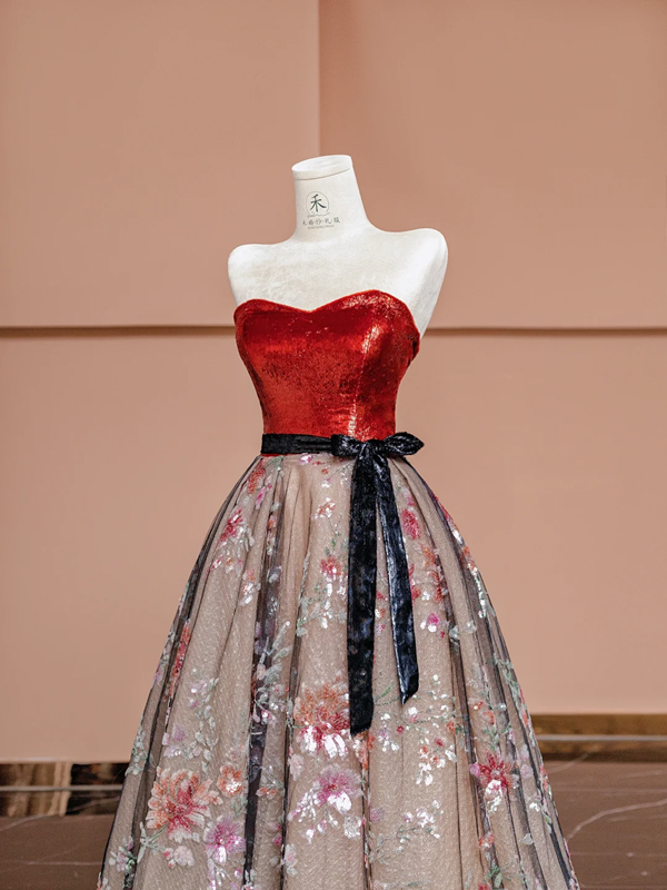 Red strapless fitted bodice with black lace floral print long ball gown R8401