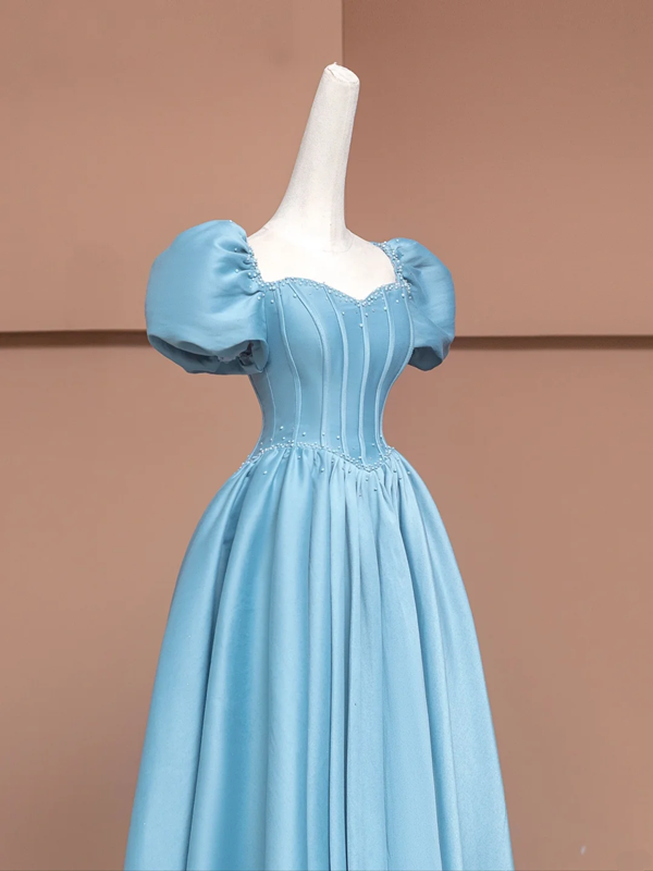 Blue puff-sleeved, fitted, long, elegant ball gown R8491