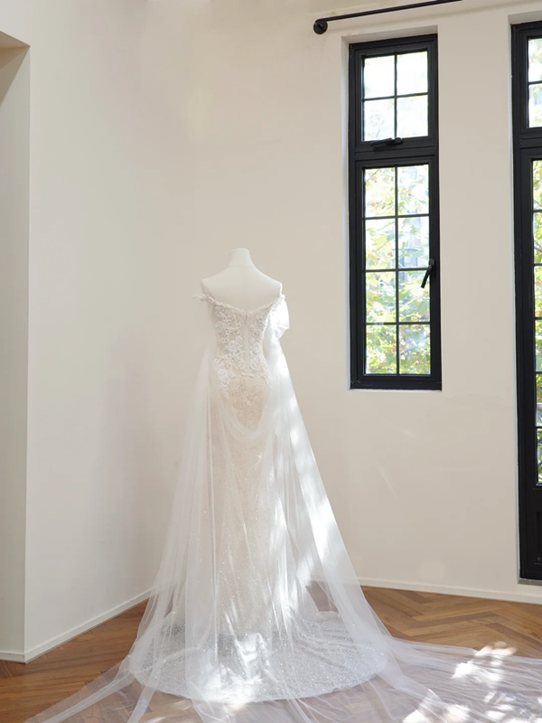 Off-white strapless fitted long ball gown, bridal dress R8527