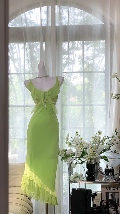 Light green halter-neck fitted long ball gown R7650