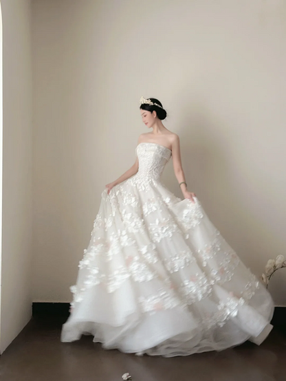 White strapless, waist-cinched, full-skirted long prom dress R7962