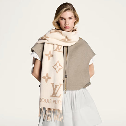 Louis Vuitton Reykjavik Scarf Beige 180Cm M78123