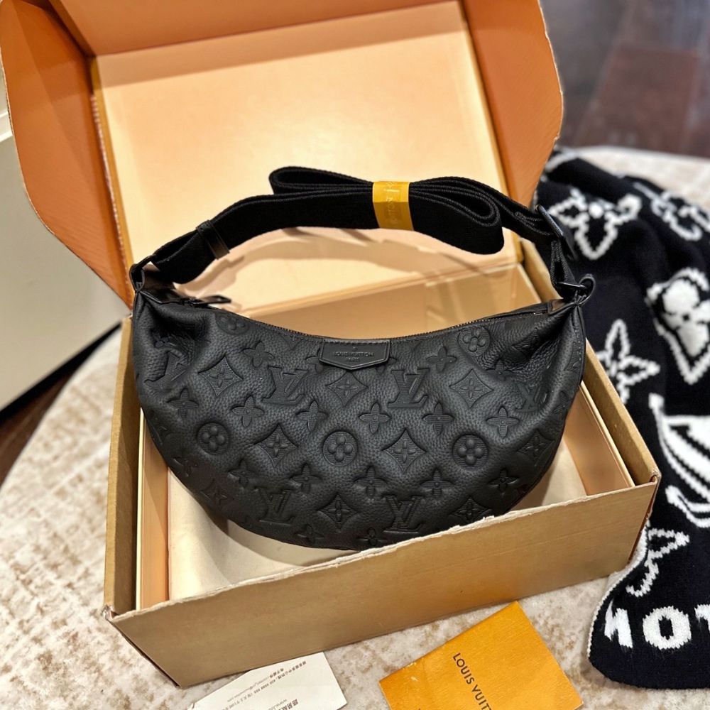 Louis Vuitton Hamac Bag PM Black 30Cm M12510