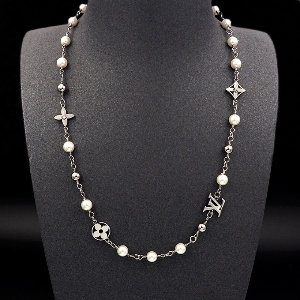 LOUIS VUITTON LV PEARLS NECKLACE SILVER M02448